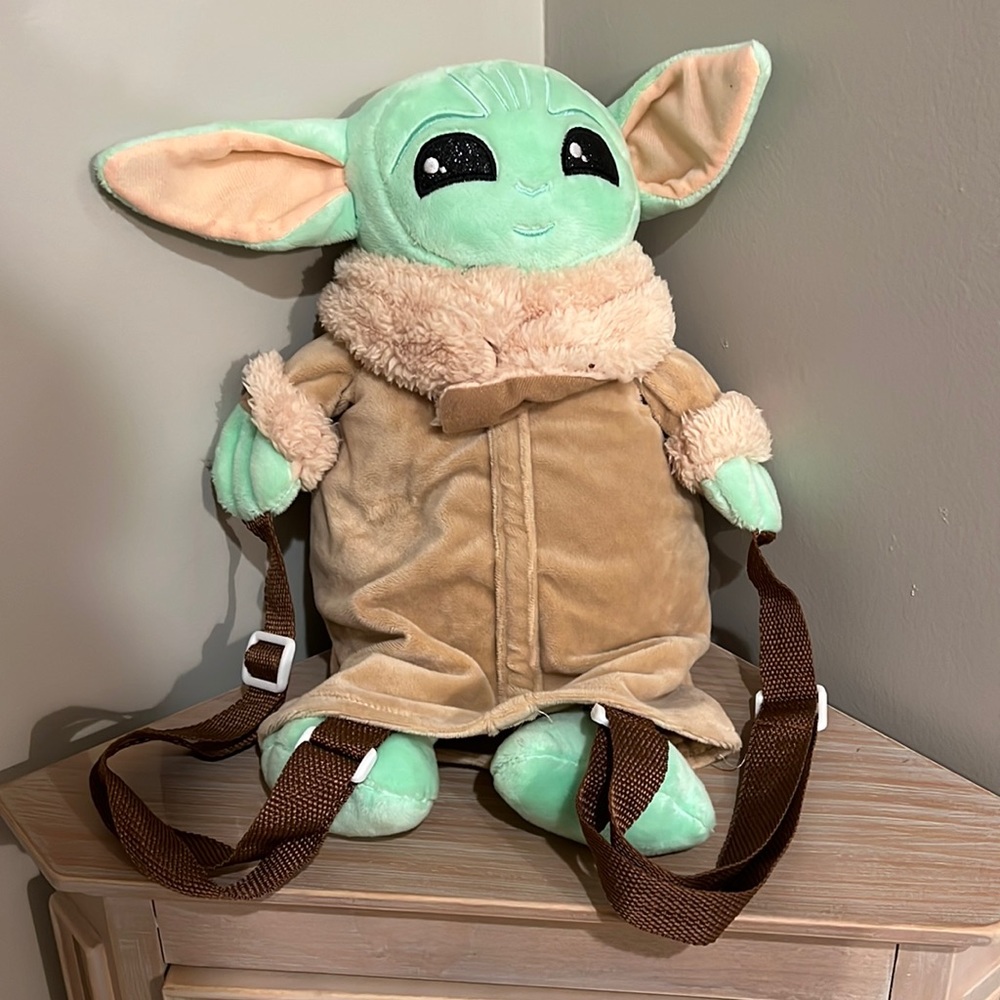 GG Grogu the Child Plush Backpack Star Wars The Mandalorian